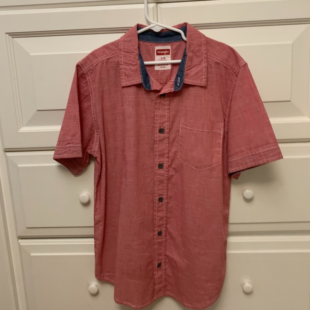 red and white wrangler shirt boy